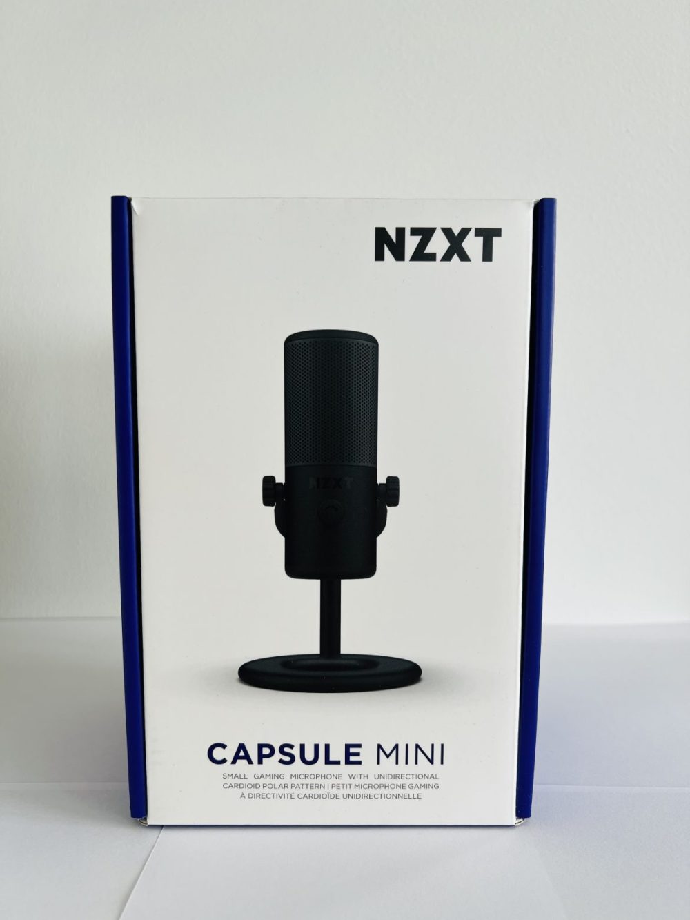 Box-med-NZXT-Mikrofon