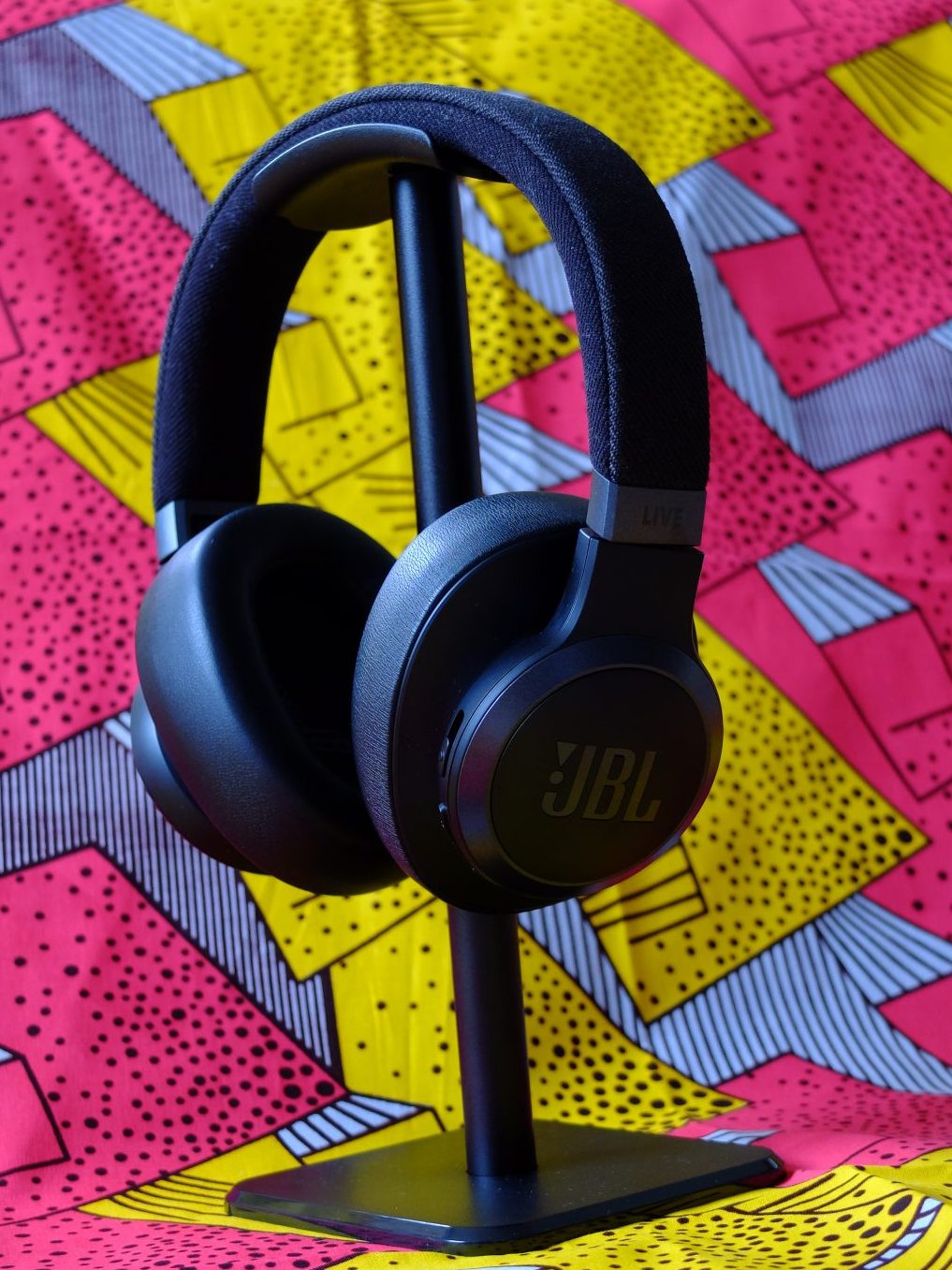 JBL Live 770NC